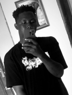 Alexis's profile, a single 24-year-old a man in Petit Abidjan-Youkou