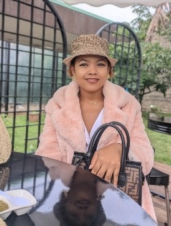 Guiora's profile, a single 27-year-old a woman in Ampandrana Ouest