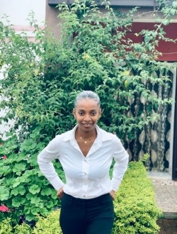 Anna's profile, a single 27-year-old a woman in Abatoafo