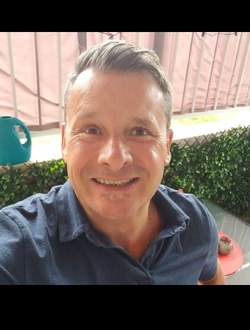 Mikael's profile, a single 65-year-old a man in Québec