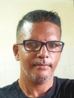 Hugo's profile, a single 48-year-old a man in Curepipe
