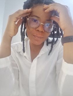 Estelle's profile, a single 31-year-old a woman in Abomey-Calavi