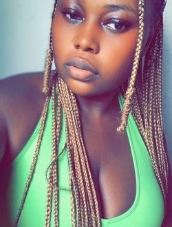 Yannicka's profile, a single 25-year-old a woman in Douala