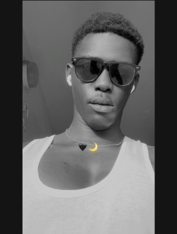 Souleye's profile, a single 26-year-old a man in Ouakam