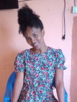 Stephanie's profile, a single 36-year-old a woman in Toamasina