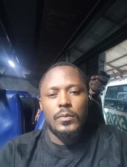 Franck's profile, a single 36-year-old a man in Douala