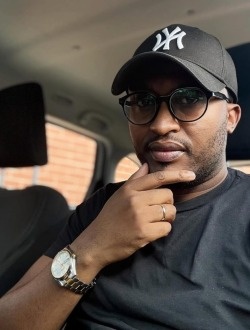 Sam's profile, a single 38-year-old a man in Dapaong