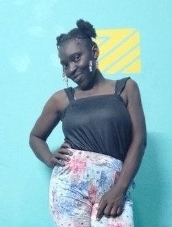 Arielle's profile, a single 40-year-old a woman in France