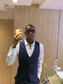 Harold's profile, a single 28-year-old a man in Douala