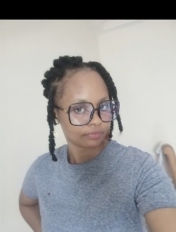 Divine's profile, a single 30-year-old a woman in Douala