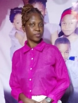 Adélaïde's profile, a single 25-year-old a woman in Abala