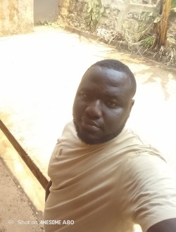 Gédéon Loik's profile, a single 26-year-old a man in Dschang