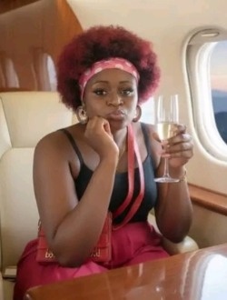 Sena La Guerrière's profile, a single 27-year-old a woman in Ébolowa