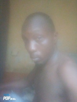 Victorien's profile, a single 35-year-old a man in Douala