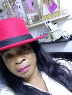 Sorelle's profile, a single 45-year-old a woman in Yaoundé