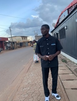 Tresy's profile, a single 26-year-old a man in Yaoundé