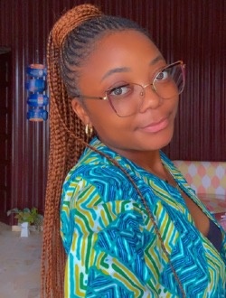 Loraine's profile, a single 25-year-old a woman in Yaoundé