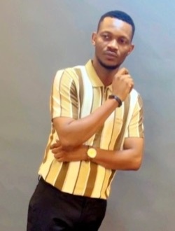 Chris Fidel's profile, a single 32-year-old a man in Lomé