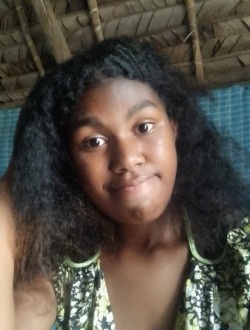 Enisca's profile, a single 18-year-old a woman in Alarobia-Antanamalaza