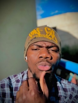 Touré's profile, a single 26-year-old a man in Sousse