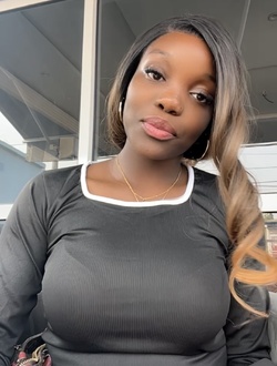 Mauri's profile, a single 23-year-old a woman in Yaoundé