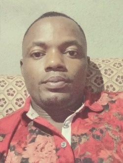 Aurelien's profile, a single 34-year-old a man in Bertoua