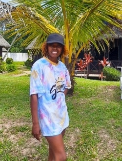 Nambinina's profile, a single 27-year-old a woman in Alasora