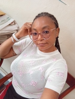 Myrlange's profile, a single 40-year-old a woman in Mifi