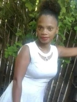 Harivola's profile, a single 30-year-old a woman in Toamasina