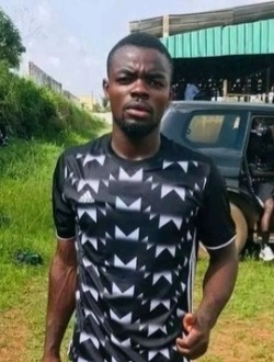 Bienvenu's profile, a single 24-year-old a man in Yaoundé