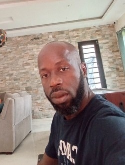 Roland's profile, a single 41-year-old a man in Abidjan