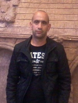 Niyak's profile, a single 51-year-old a man in Alger