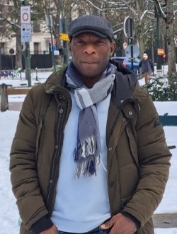 Jo's profile, a single 44-year-old a man in Paris