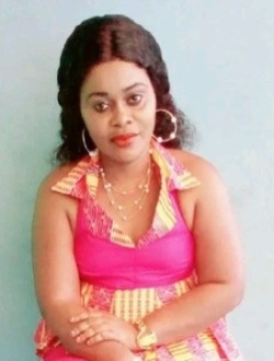 Yollie's profile, a single 47-year-old a woman in Yaoundé