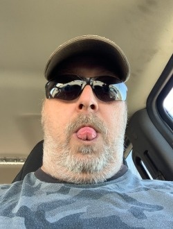 Jean's profile, a single 50-year-old a man in Rouyn-Noranda