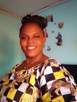 Mireille's profile, a single 39-year-old a woman in Abang I