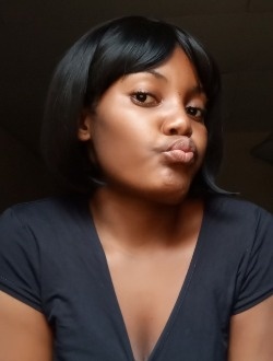 Ashanthie's profile, a single 20-year-old a woman in Bertoua