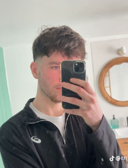 Tilio's profile, a single 19-year-old a man in Mbour