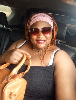 Anne's profile, a single 40-year-old a woman in Ébolowa