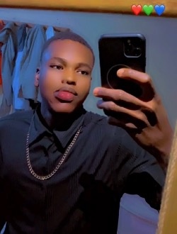 Abdoul's profile, a single 22-year-old a man in Bamako