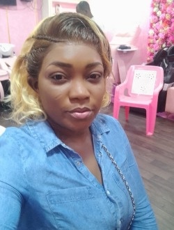 Laure's profile, a single 32-year-old a woman in Yaoundé