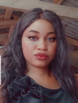 Alexia's profile, a single 34-year-old a woman in Douala