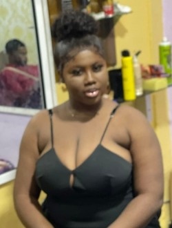 Axelle's profile, a single 27-year-old a woman in Abi