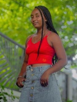 Anna's profile, a single 29-year-old a woman in Sambava