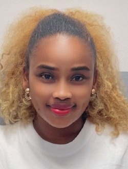 Naomie's profile, a single 31-year-old a woman in Antalaha