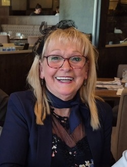 Danielle's profile, a single 72-year-old a woman in Victoriaville