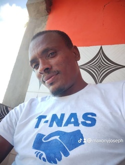 Maxony's profile, a single 39-year-old a man in Jérémie