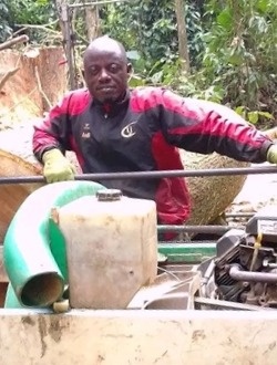 Hervé's profile, a single 42-year-old a man in Ambam