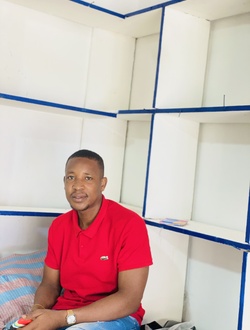 Nass's profile, a single 26-year-old a man in Abidjan