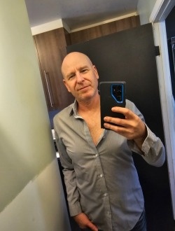 Petit Lapin's profile, a single 48-year-old a man in Montréal-Ouest